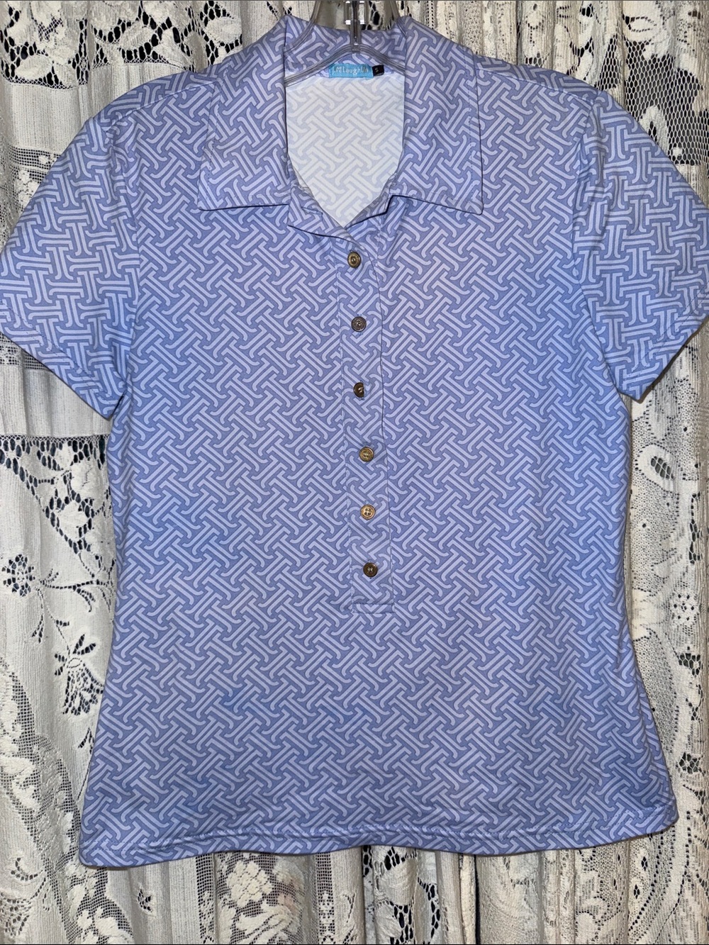 Short Sleeve Button-Front Shirt in Light Periwinkle Geometric Print